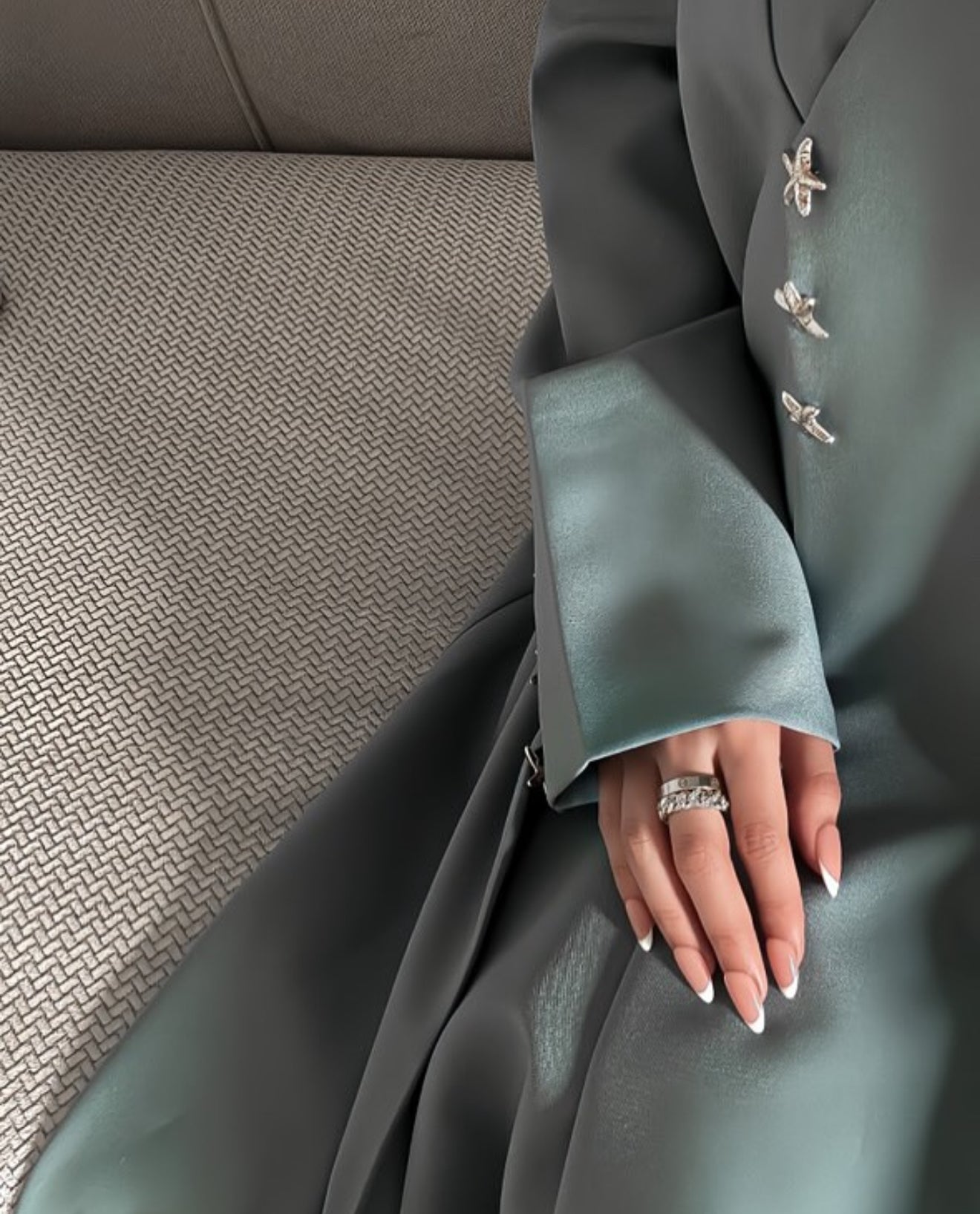 ABAYA